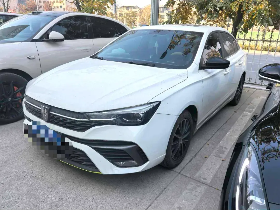 2021 Roewe i5 1.5L 120HP L4 5MT