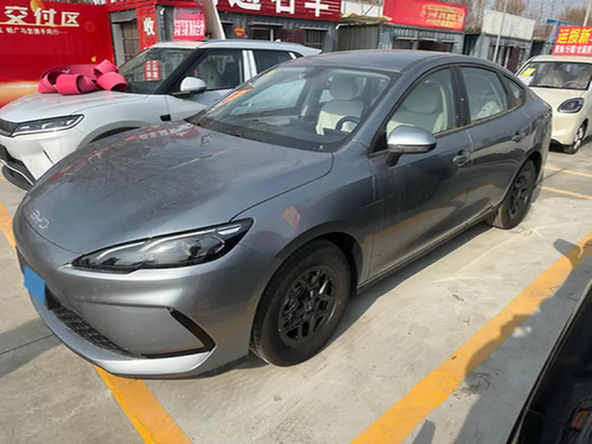 2025 BYD Seal05 DM-i 1.5L 101HP L4 E-CVT PHEV 7.68KWH