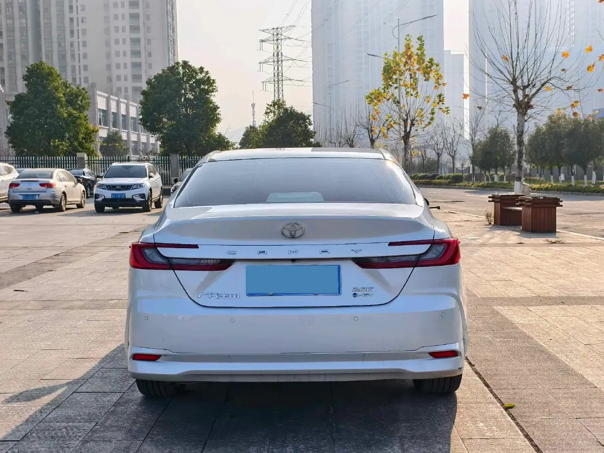 2026 Toyota Camry 2.0L 152HP L4 E-CVT Hybrid,autocango,china used car exporter,china ev exporter,chinese used car exporter,chinese used ev exporter