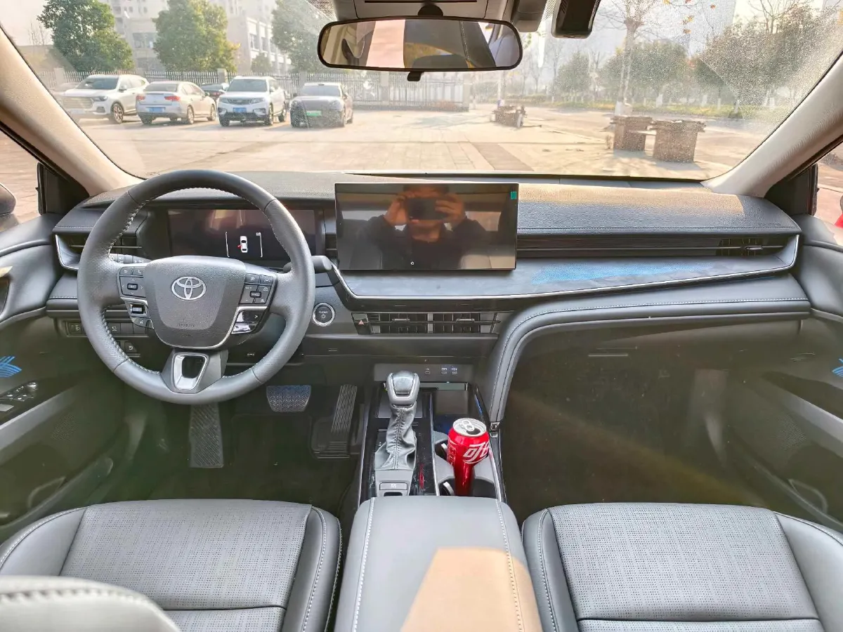 2026 Toyota Camry 2.0L 152HP L4 E-CVT Hybrid,autocango,china used car exporter,china ev exporter,chinese used car exporter,chinese used ev exporter