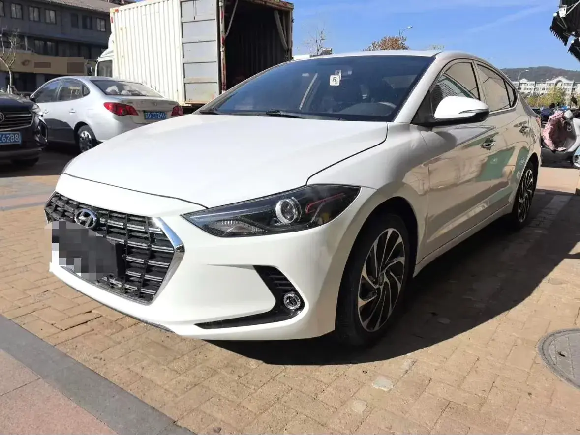 2019 Hyundai Elantra 1.4T 130HP L4 7DCT