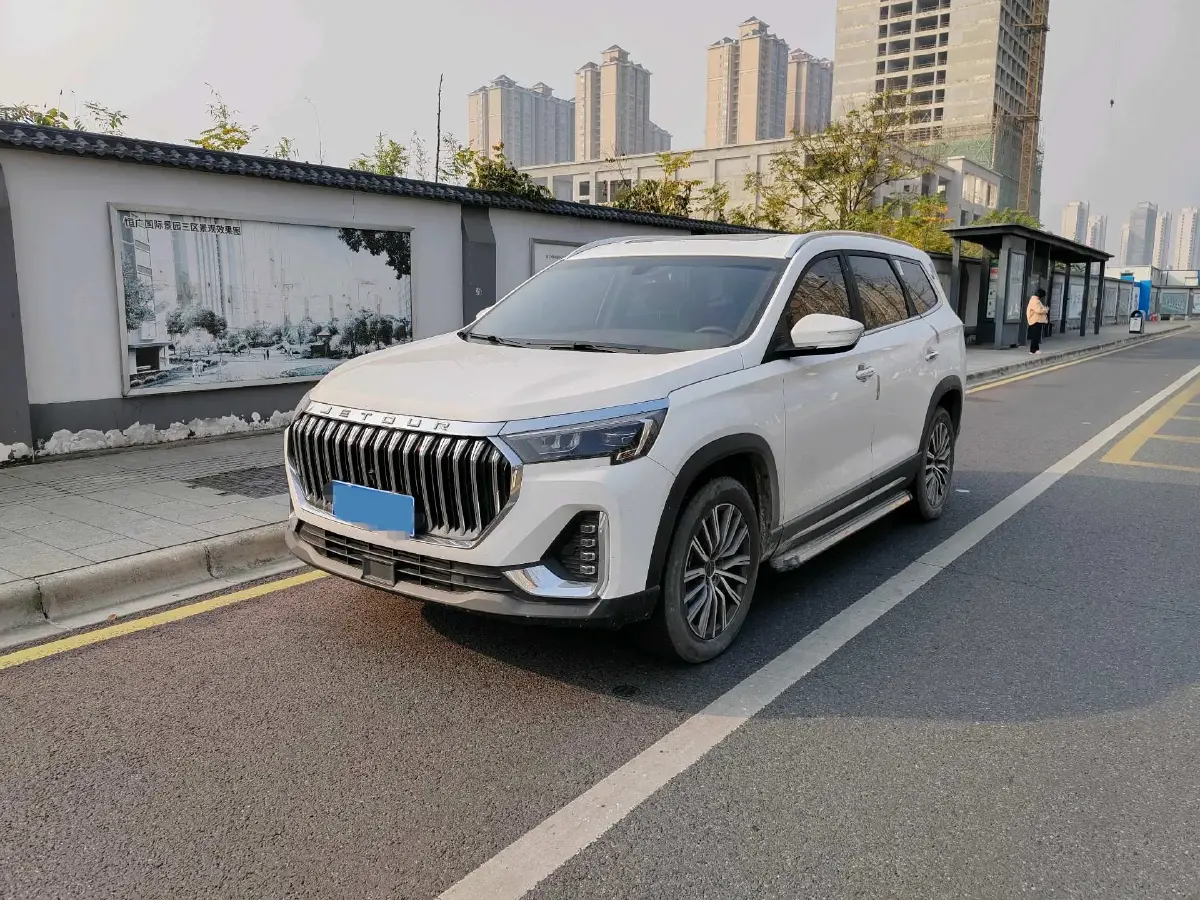 2024 Jetour X90 Plus 1.6T 197HP L4 7DCT