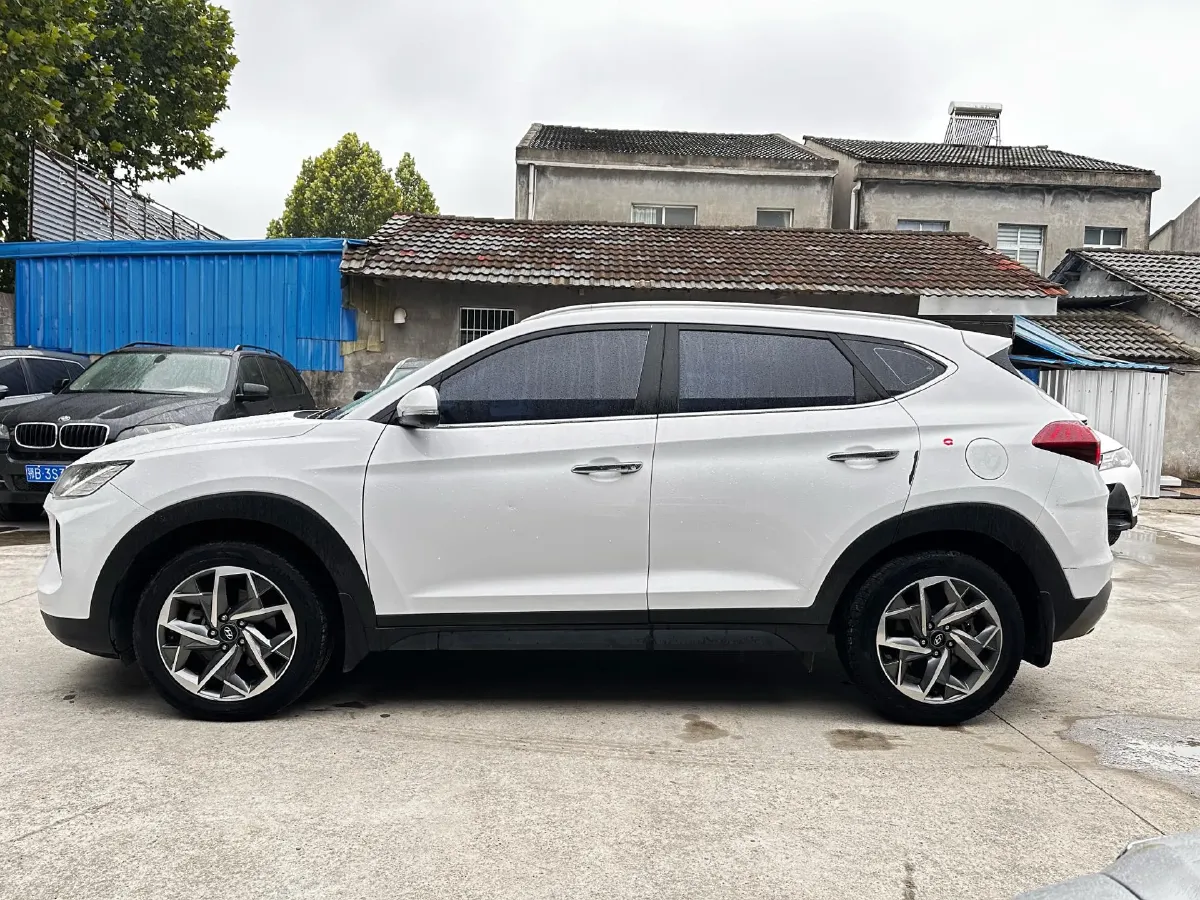 2019 Hyundai Tucson 1.6T 177HP L4 7DCT,autocango,china used car exporter,china ev exporter,chinese used car exporter,chinese used ev exporter