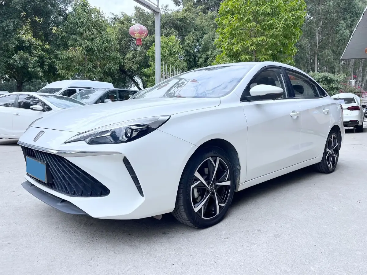 2023 Roewe i5 1.5L 129HP L4 CVT