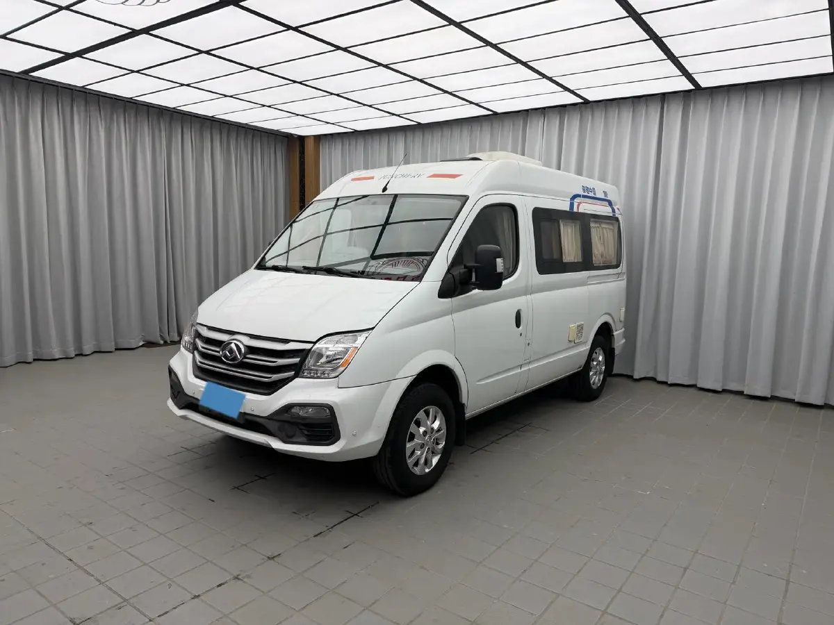 2019 MAXUS XinTu V80 2.0T 139HP L4 6MT
