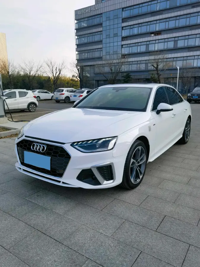 2020 Audi A4L 2.0T 190HP L4 7DCT