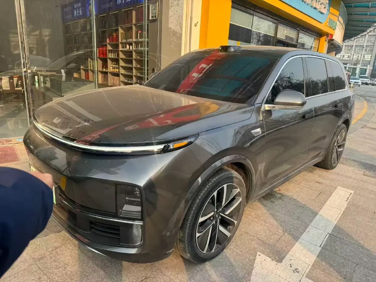 2022 Li L9 Range Extended 154HP REEV 42.6KWH