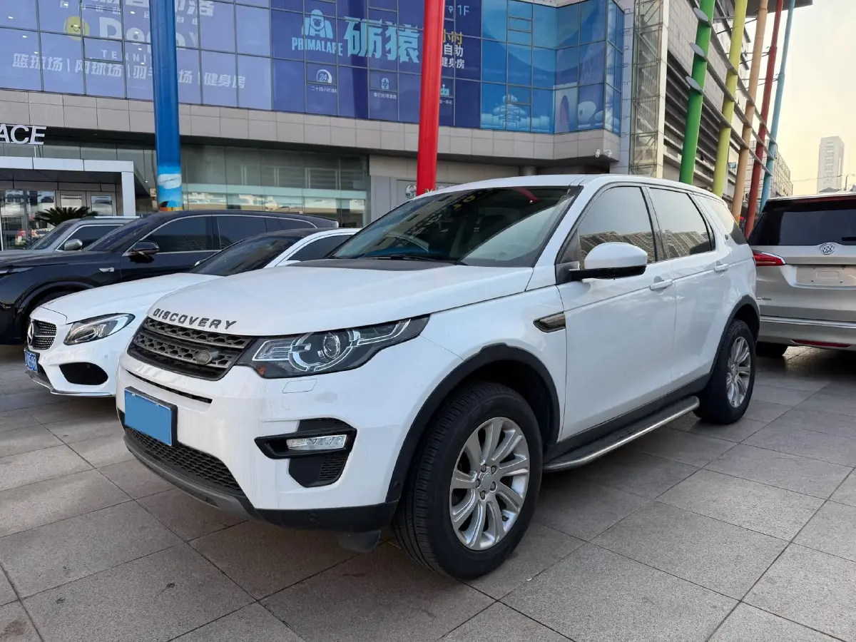 2018 Land Rover Discovery Sport 2.0T 241HP L4 9AT