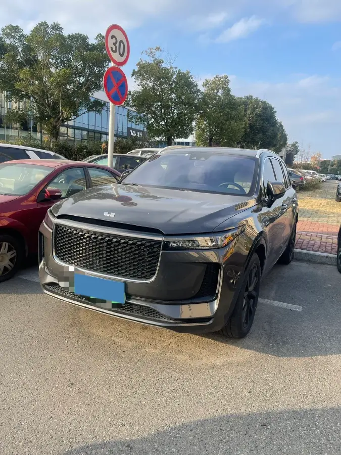 2020 Li ONE Range Extended 131HP REEV 40.5KWH