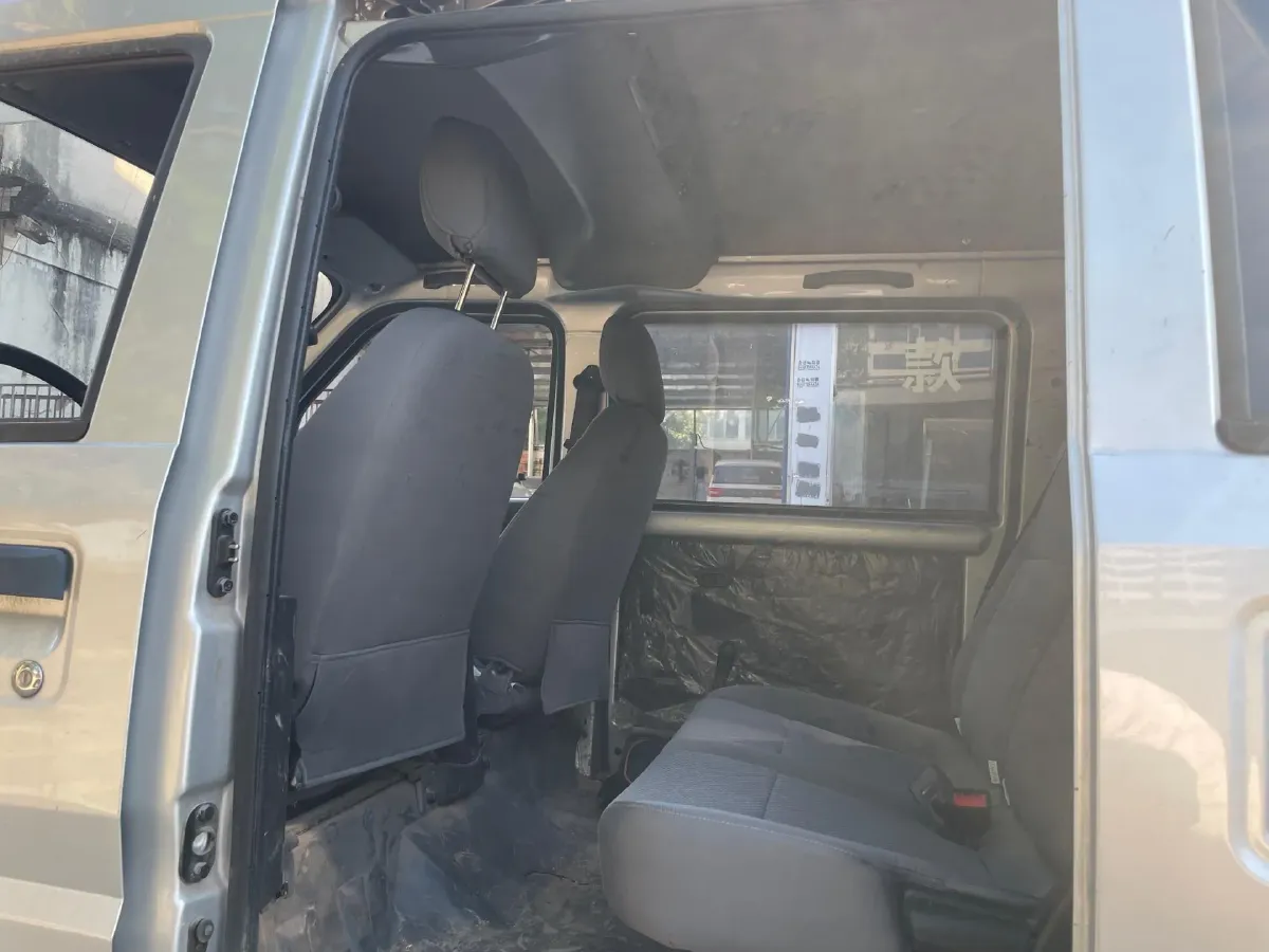 2022 WuLing RongGuang Mini Truck EV BEV 41.5KWH,autocango,china used car exporter,china ev exporter,chinese used car exporter,chinese used ev exporter