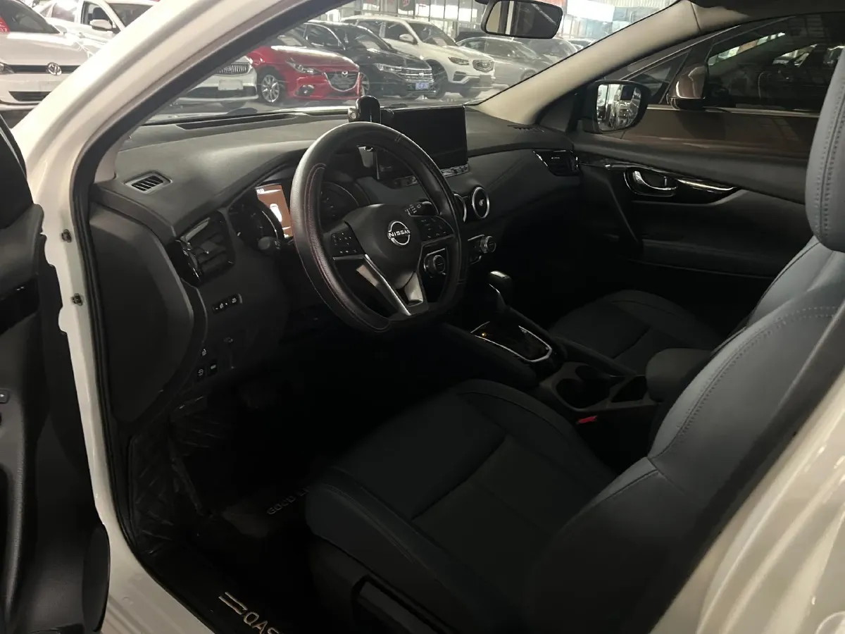2025 Nissan Qashqai 2.0L 151HP L4 CVT,autocango,china used car exporter,china ev exporter,chinese used car exporter,chinese used ev exporter
