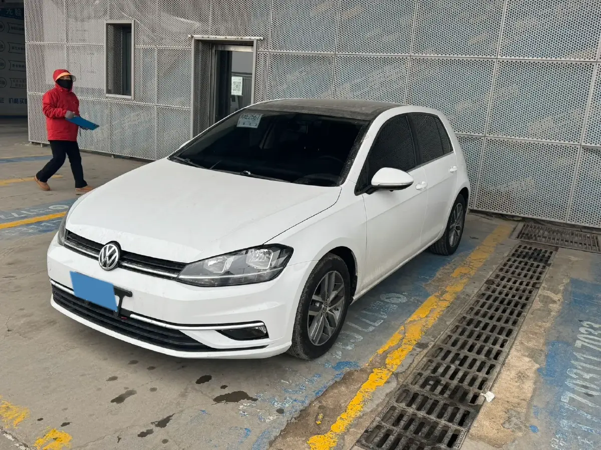 2018 Volkswagen Golf 1.4T 131HP L4 7DCT