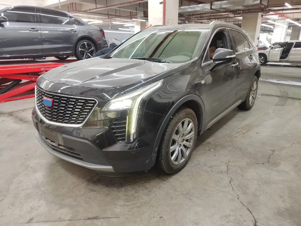 2021 Cadillac XT4 2.0T 237HP L4 9AT