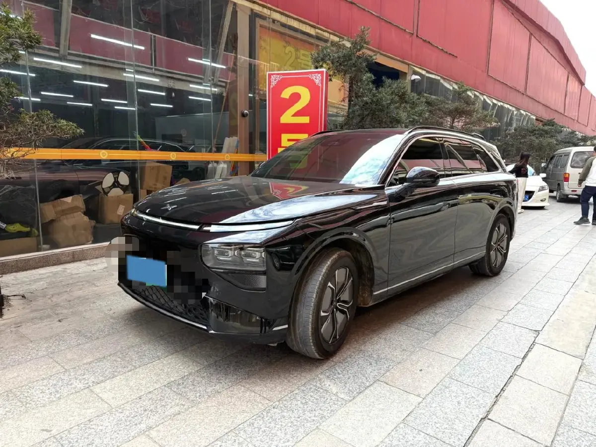 2024 Xpeng G9 BEV 78.2KWH