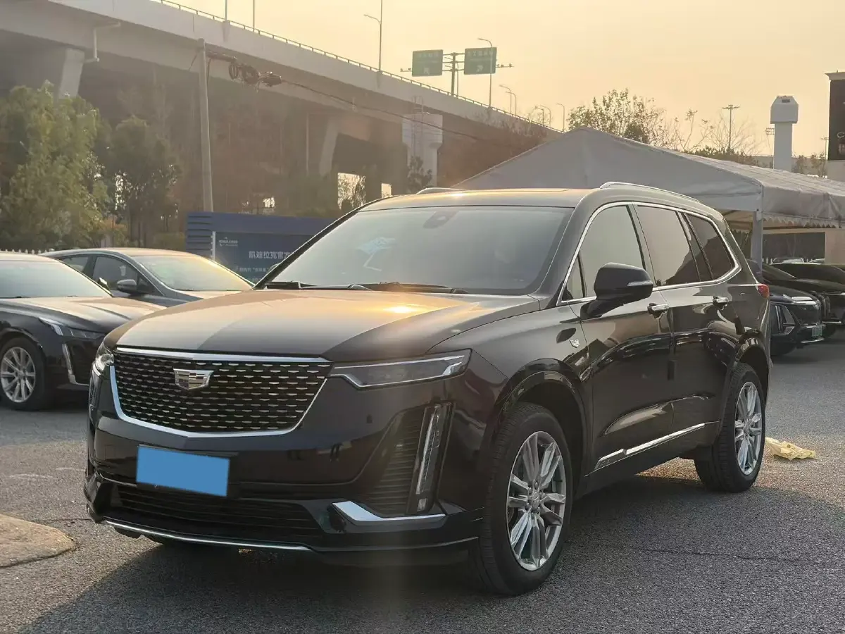 2022 Cadillac XT6 2.0T 237HP L4 9AT