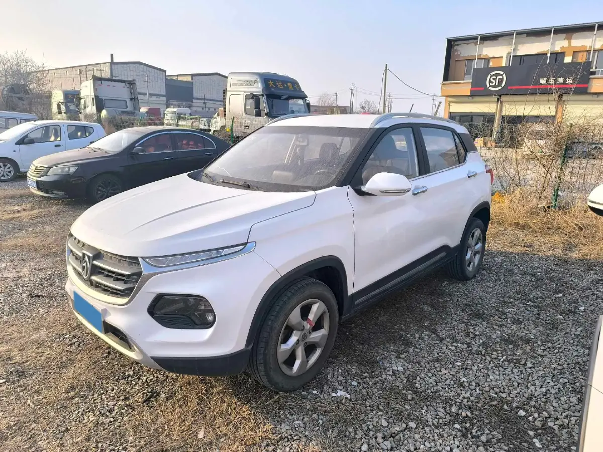 2019 BaoJun 730 1.5L 105HP L4 6MT