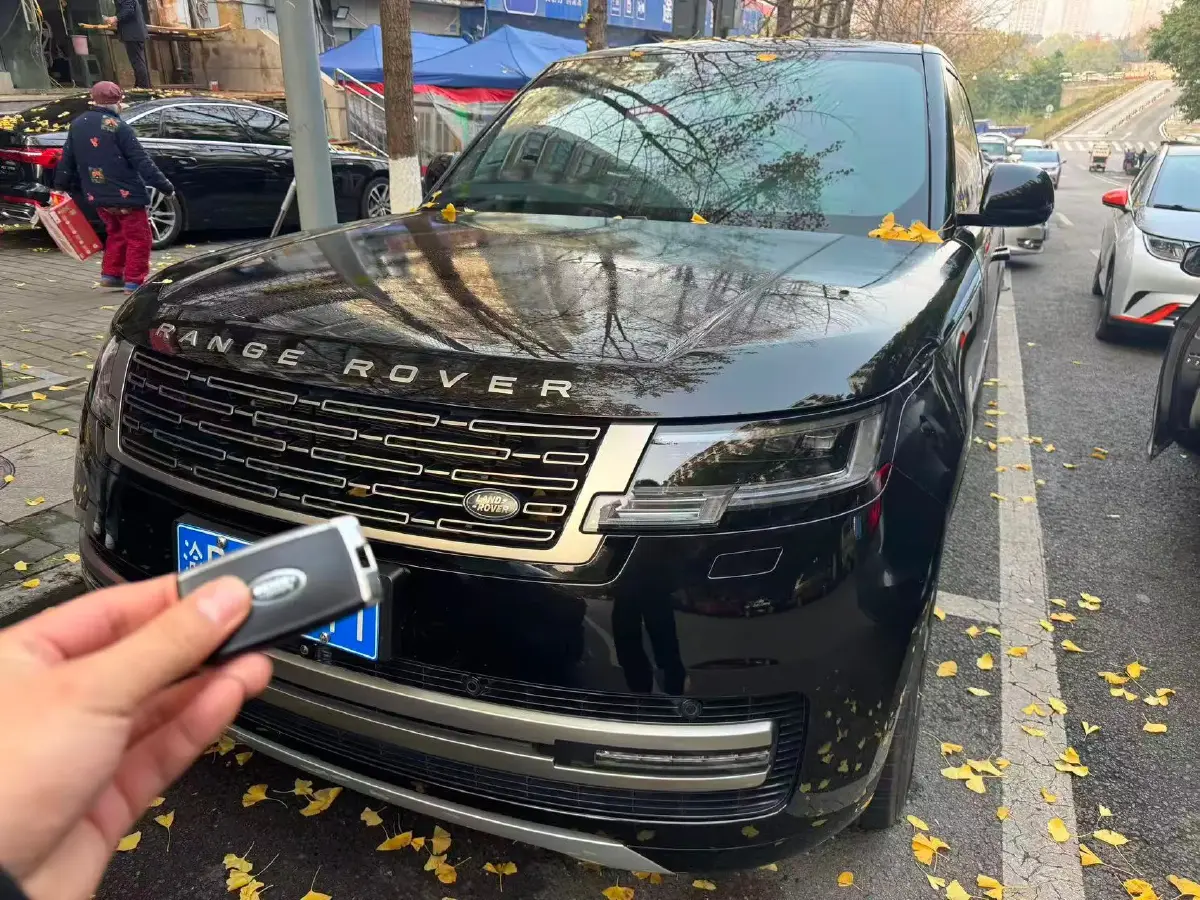 2024 Land Rover Range Rover 3.0T 400HP L6 8AT