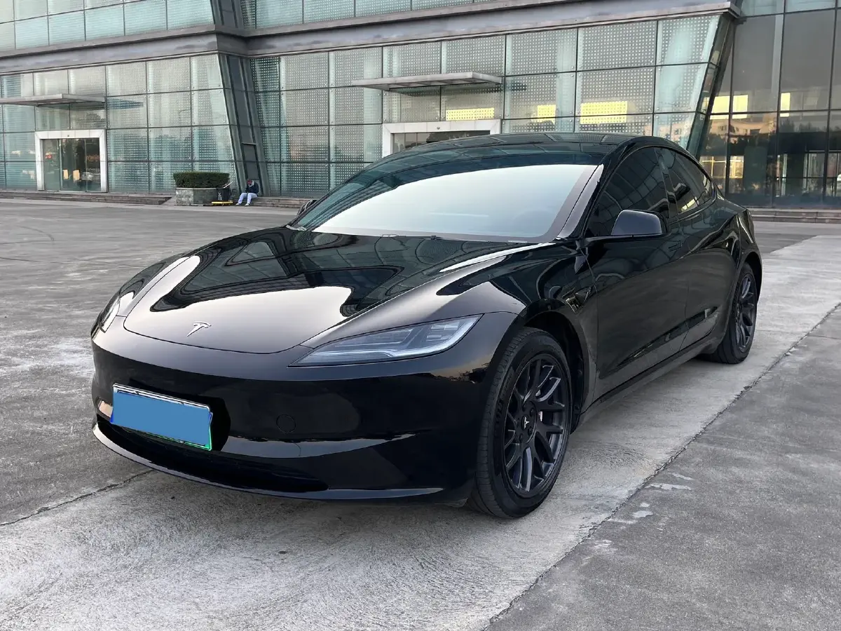 2023 HYPTEC GT BEV 80KWH