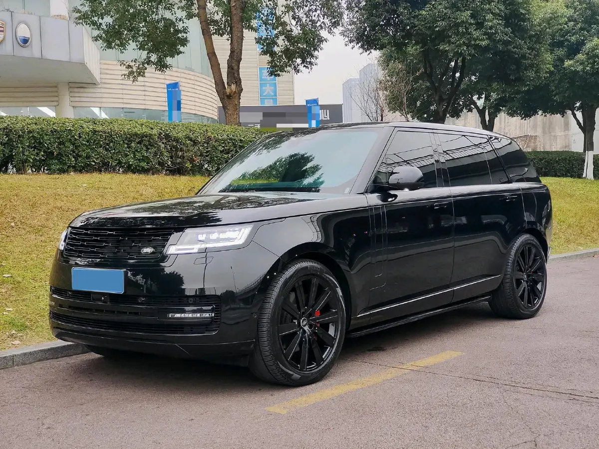 2024 Land Rover Range Rover 3.0T 400HP L6 8AT
