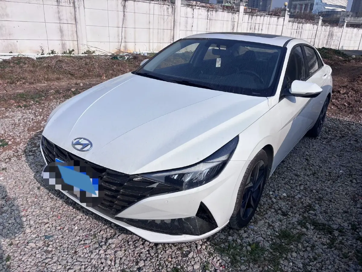 2021 Hyundai Elantra 1.5L 115HP L4 CVT