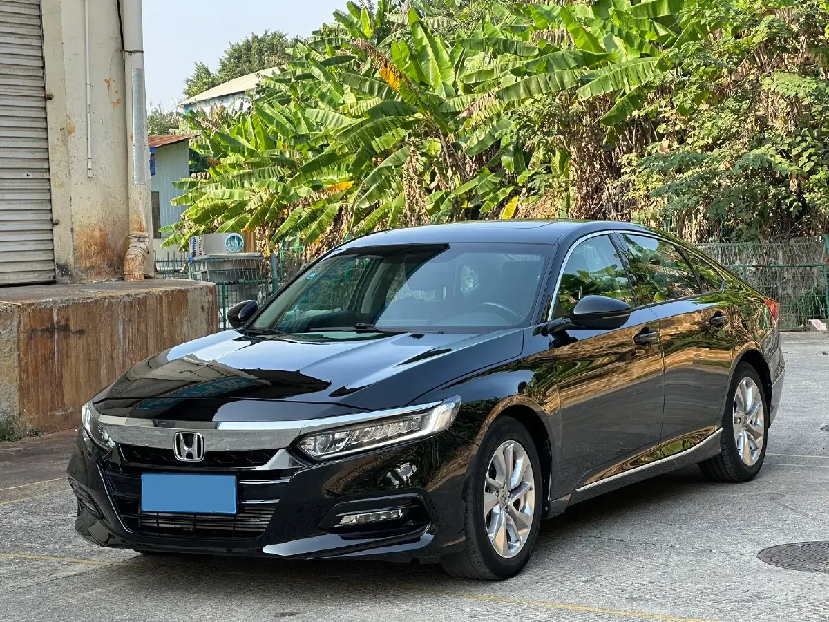 2018 Honda Accord 1.5T 194HP L4 CVT