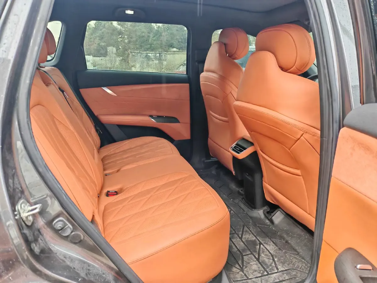 2025 ChangAn CS75 Plus 1.5T 192HP L4 8AT,autocango,china used car exporter,china ev exporter,chinese used car exporter,chinese used ev exporter