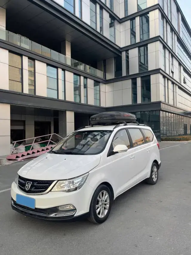 2016 BaoJun 730 1.5L 112HP L4 5MT