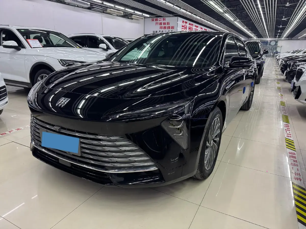 2023 Buick Larcosse 2.0T 237HP L4 9AT