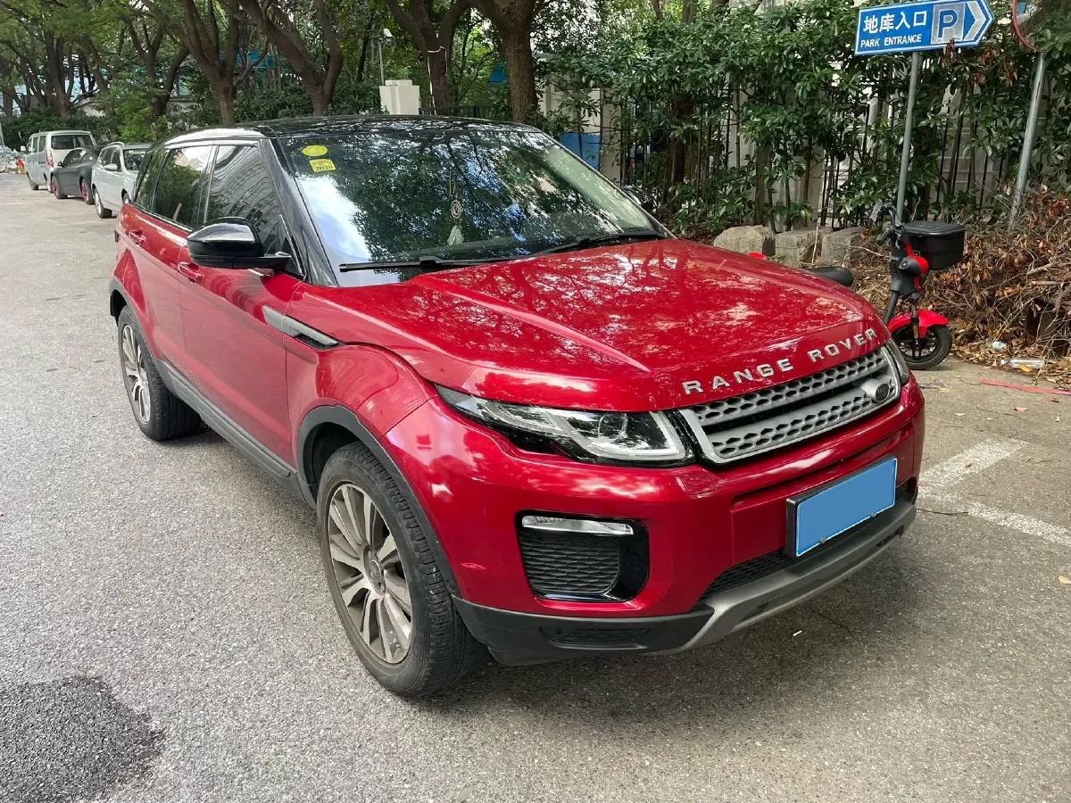 2018 Land Rover Range Rover Evoque 2.0T 241HP L4 9AT,autocango,china used car exporter,china ev exporter,chinese used car exporter,chinese used ev exporter