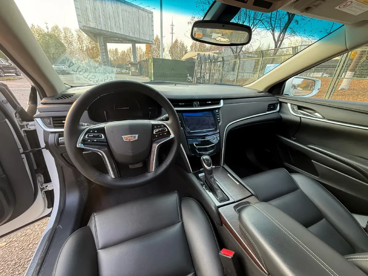 2018 Cadillac XTS 2.0T 269HP L4 6AT,autocango,china used car exporter,china ev exporter,chinese used car exporter,chinese used ev exporter