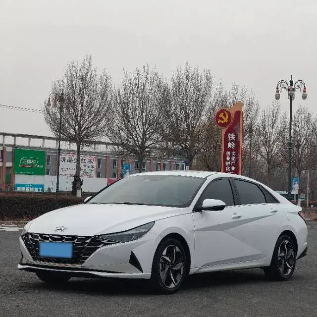 2022 Hyundai Elantra 1.5L 115HP L4 CVT