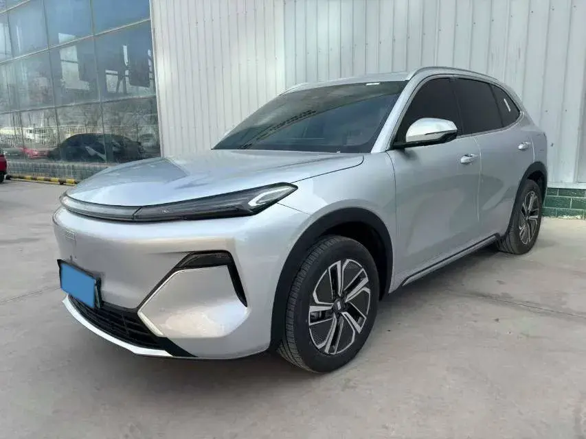 2025 BYD Sea Lion 05 DM-i 1.5L 101HP L4 E-CVT PHEV 18.3KWH