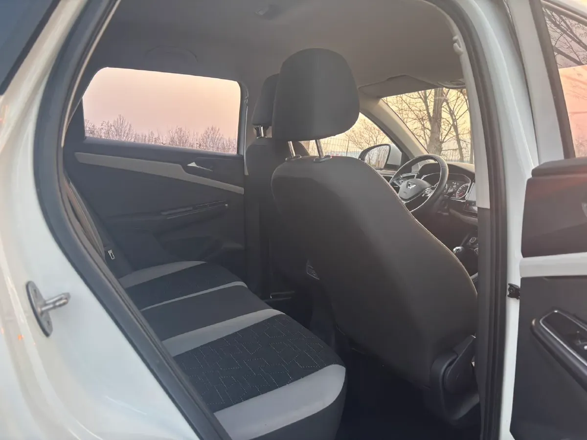 2023 Jetta VS7 1.4T 150HP L4 6AT,autocango,china used car exporter,china ev exporter,chinese used car exporter,chinese used ev exporter