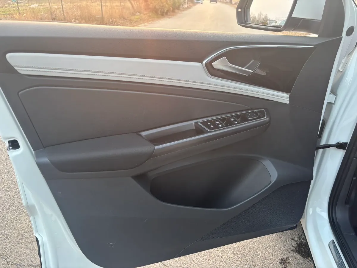 2023 Jetta VS7 1.4T 150HP L4 6AT,autocango,china used car exporter,china ev exporter,chinese used car exporter,chinese used ev exporter