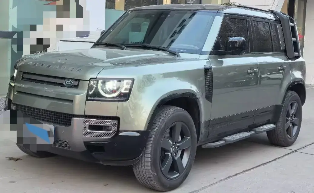 2024 Land Rover Defender 3.0T 400HP L6 8AT