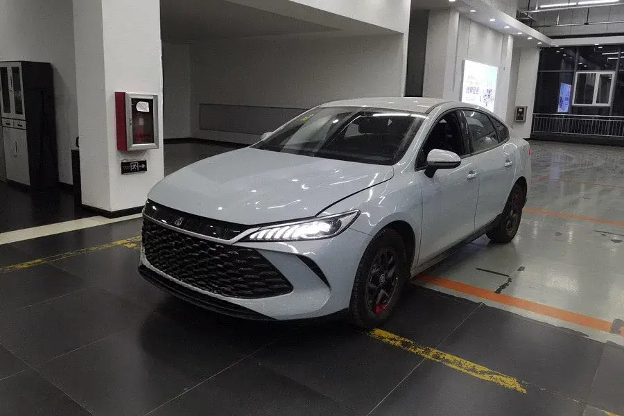 2025 BYD Qin Plus 1.5L 101HP L4 E-CVT PHEV 7.68KWH