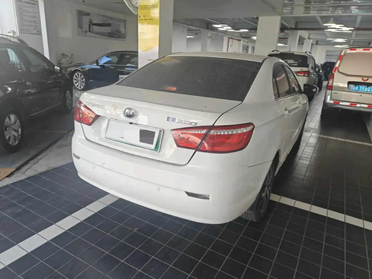 2018 LiFan 650EV BEV 43.1KWH,autocango,china used car exporter,china ev exporter,chinese used car exporter,chinese used ev exporter