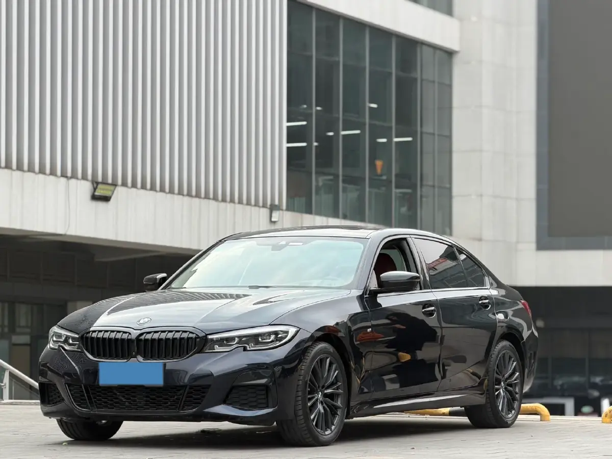 2021 BMW 3 Series 2.0T 184HP L4 8AT