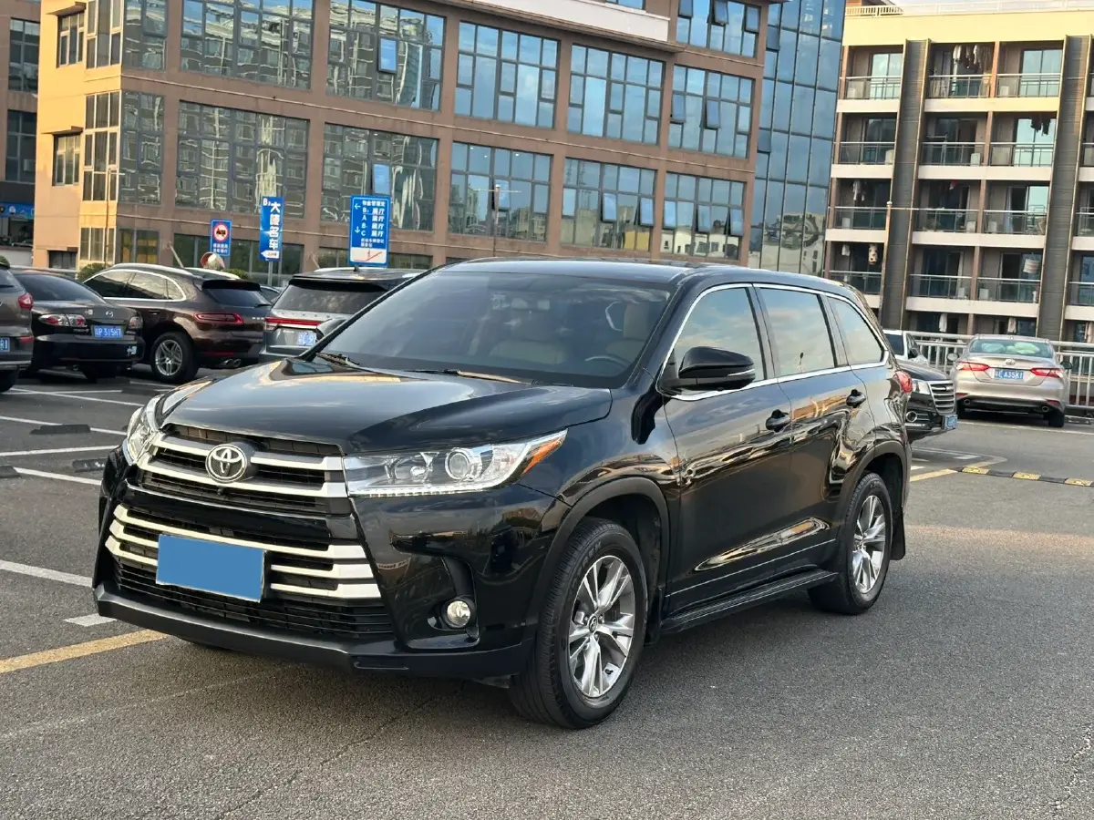 2021 Toyota Highlander 2.0T 220HP L4 6AT