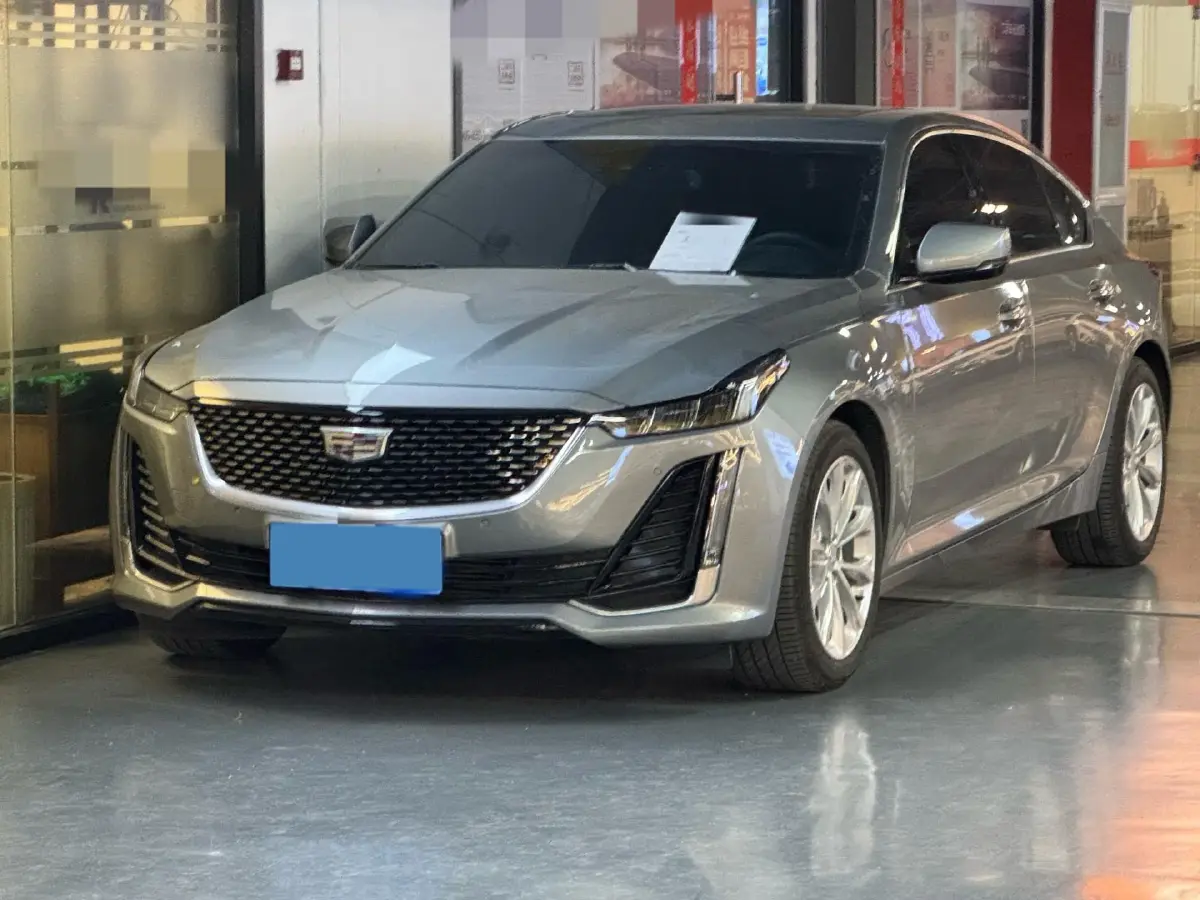 2023 Cadillac CT5 2.0T 237HP L4 10AT