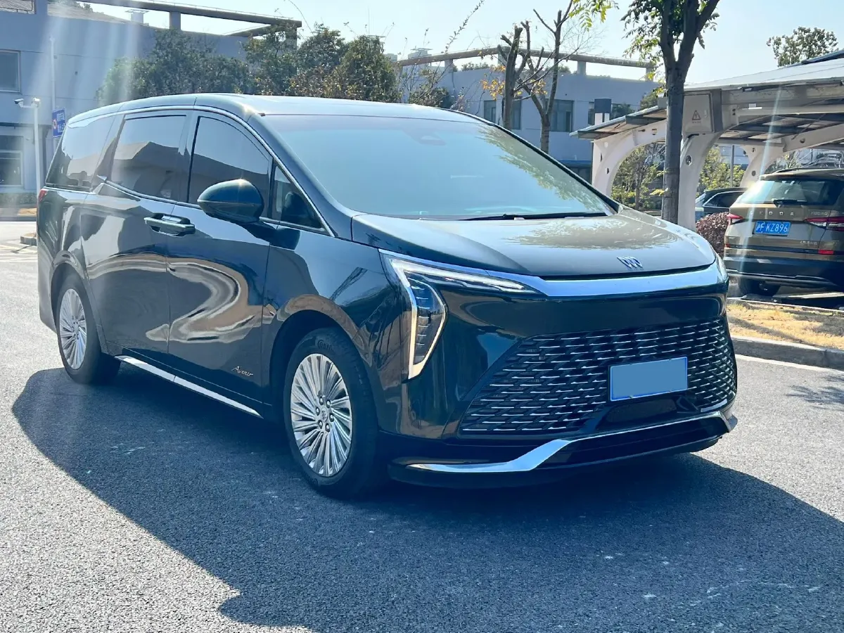 2025 Buick Century 2.0T 237HP L4 9AT,autocango,china used car exporter,china ev exporter,chinese used car exporter,chinese used ev exporter