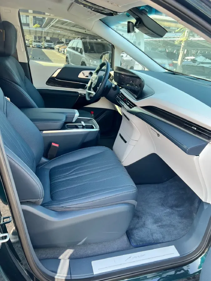 2025 Buick Century 2.0T 237HP L4 9AT,autocango,china used car exporter,china ev exporter,chinese used car exporter,chinese used ev exporter