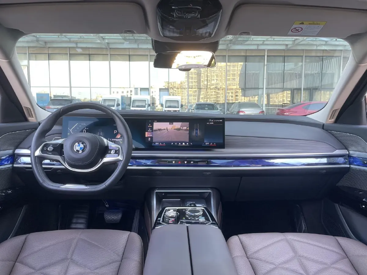 2023 BMW 7 Series 3.0T 272HP L6 8AT,autocango,china used car exporter,china ev exporter,chinese used car exporter,chinese used ev exporter