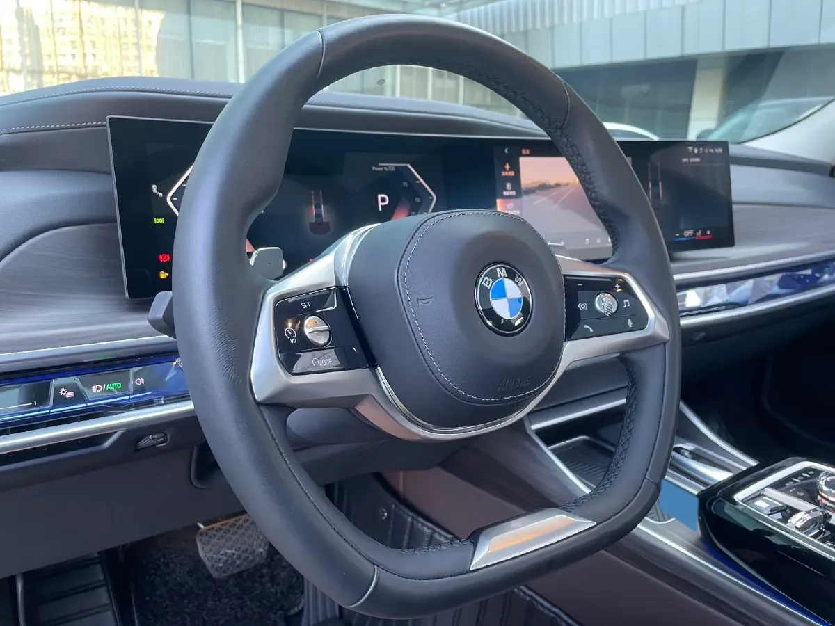 2023 BMW 7 Series 3.0T 272HP L6 8AT,autocango,china used car exporter,china ev exporter,chinese used car exporter,chinese used ev exporter
