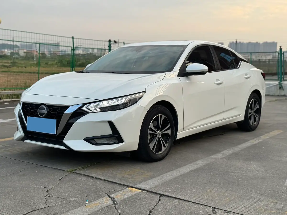 2022 Nissan Sylphy 1.6L 135HP L4 CVT