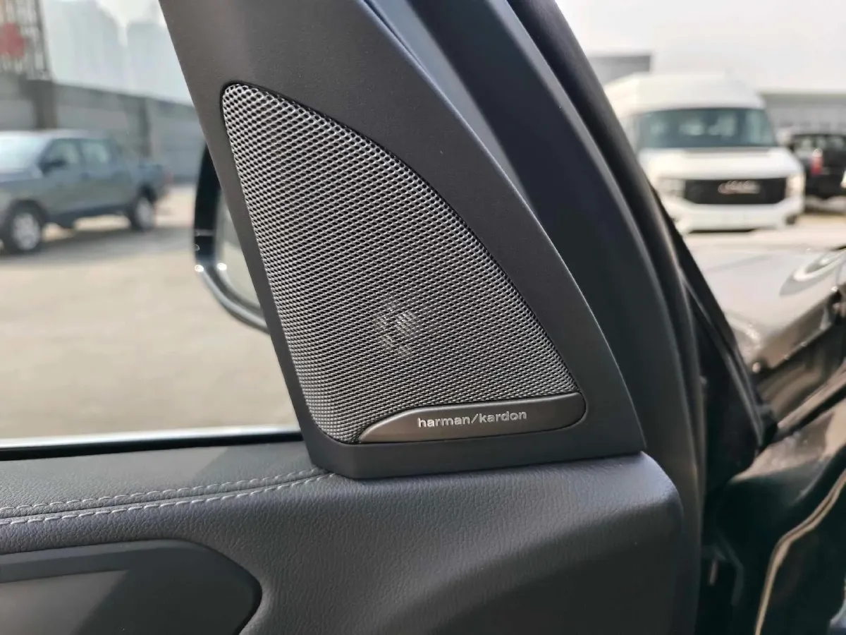 2022 BMW X5 2.0T 245HP L4 8AT,autocango,china used car exporter,china ev exporter,chinese used car exporter,chinese used ev exporter