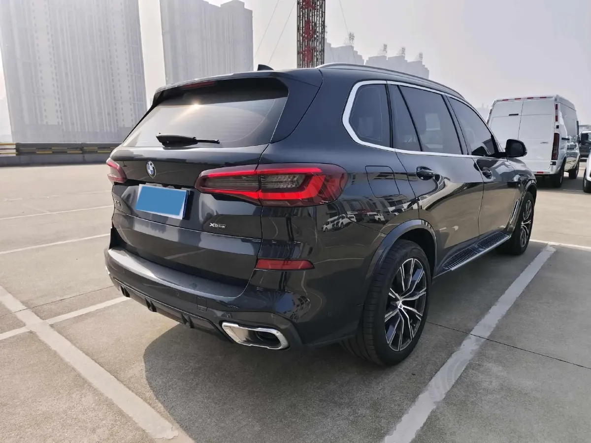 2022 BMW X5 2.0T 245HP L4 8AT,autocango,china used car exporter,china ev exporter,chinese used car exporter,chinese used ev exporter