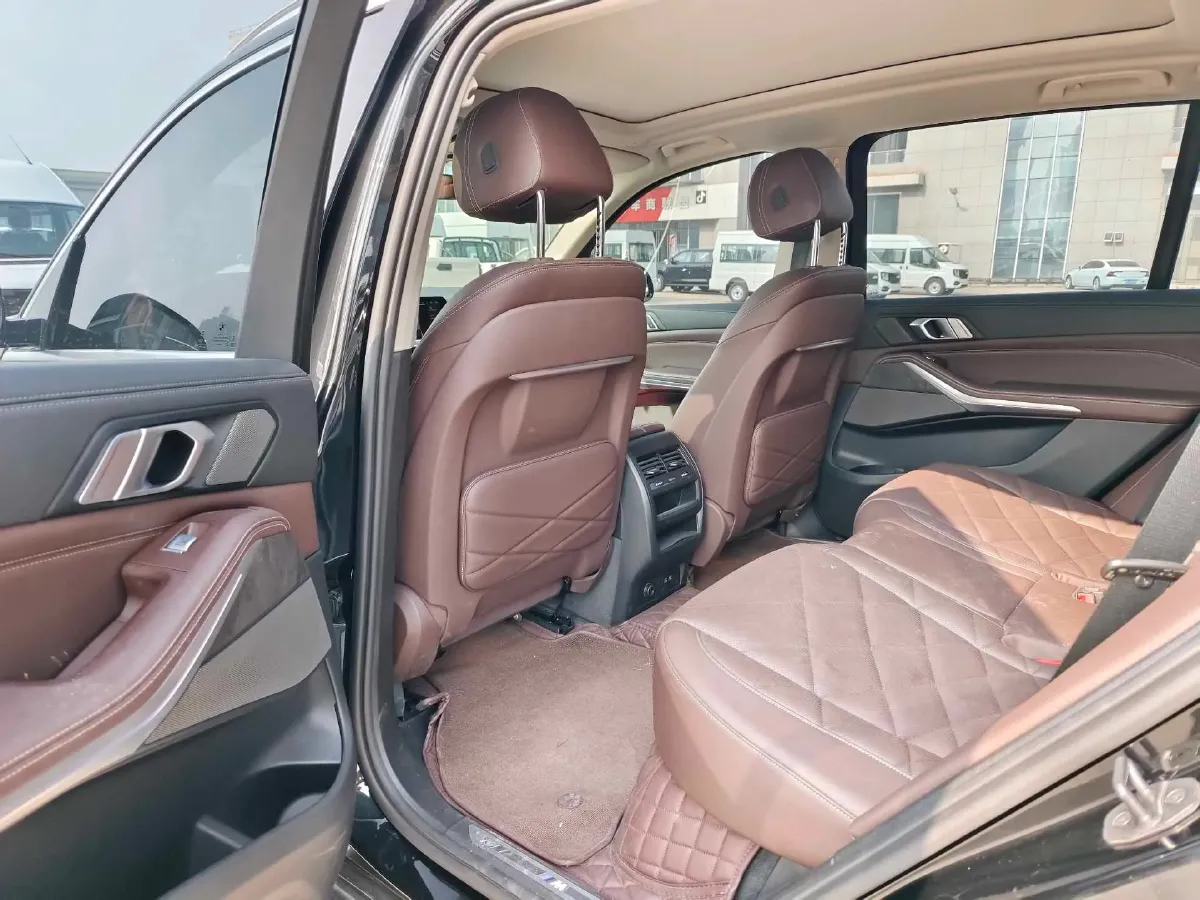 2022 BMW X5 2.0T 245HP L4 8AT,autocango,china used car exporter,china ev exporter,chinese used car exporter,chinese used ev exporter