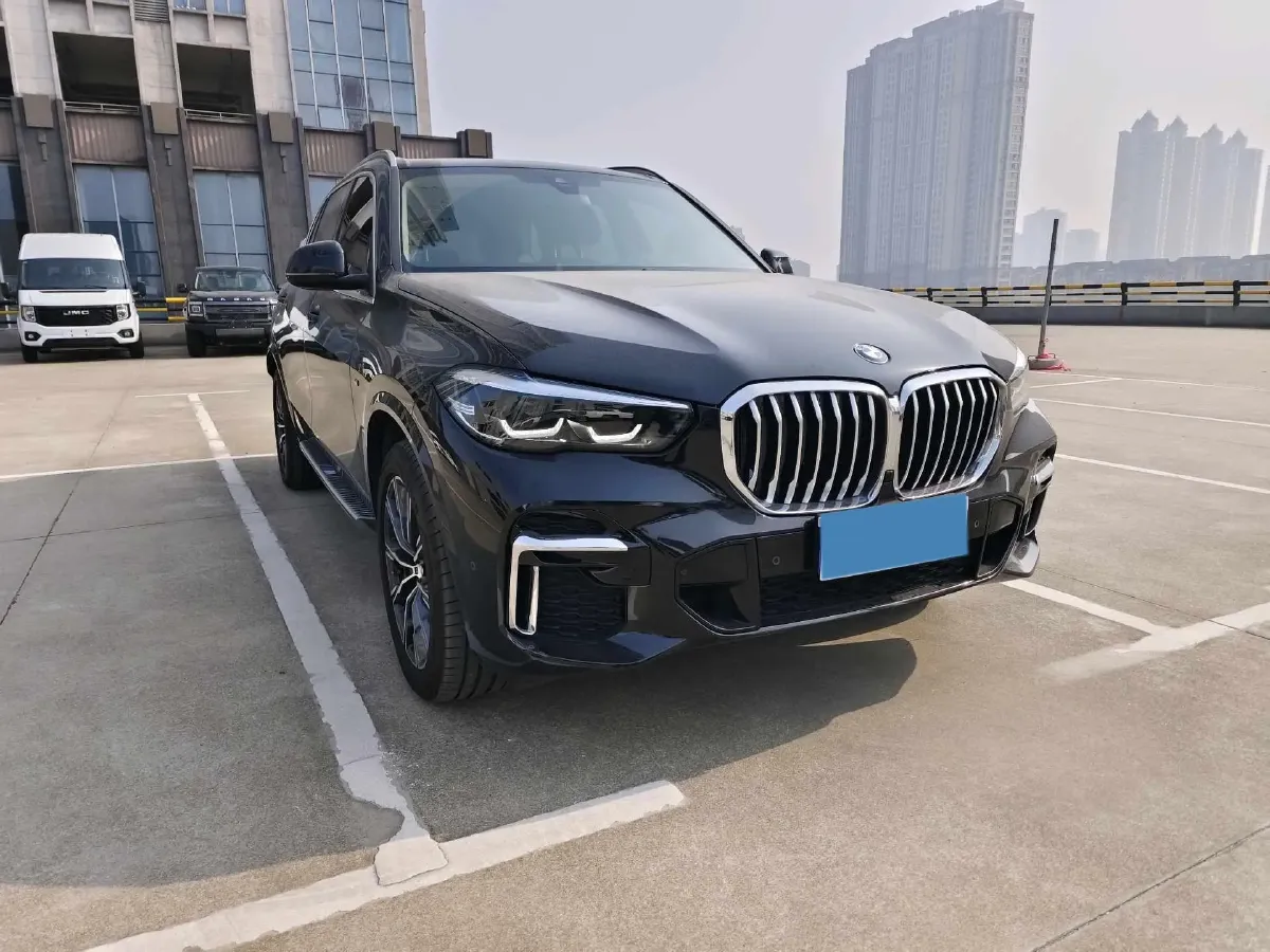 2022 BMW X5 2.0T 245HP L4 8AT,autocango,china used car exporter,china ev exporter,chinese used car exporter,chinese used ev exporter