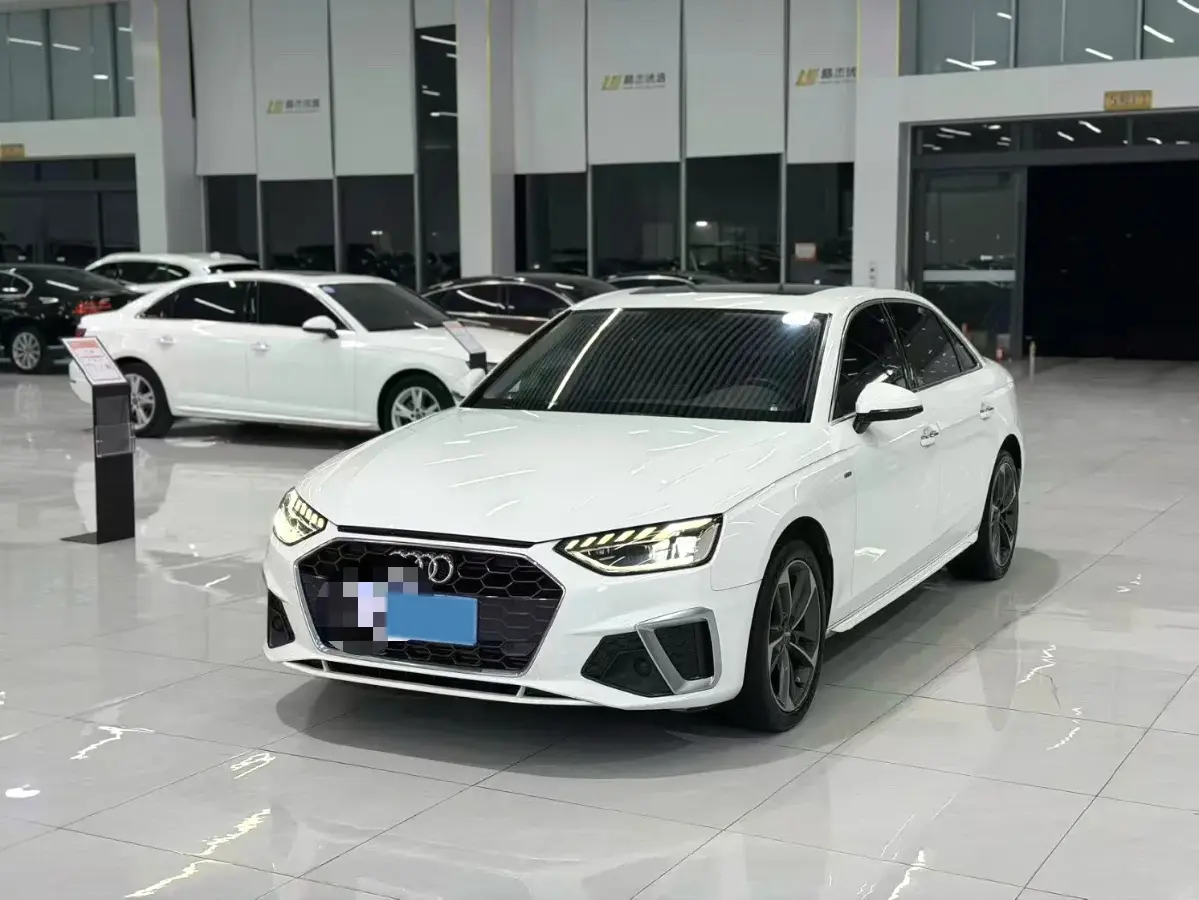 2020 Audi A4L 2.0T 190HP L4 7DCT